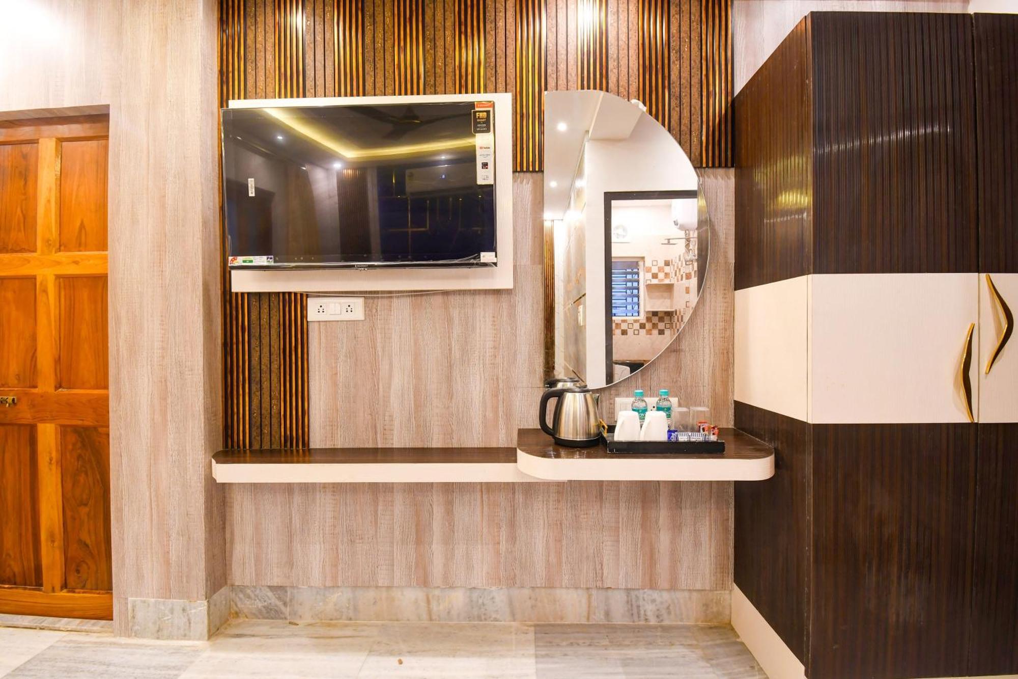 Super Hotel O Haven Inn Калькутта Экстерьер фото